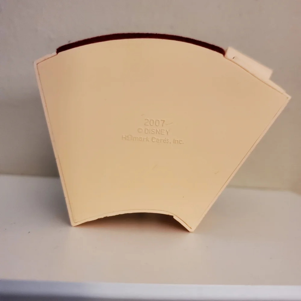 Hallmark Disney Cinderella 2007 Ornament - Picture 6 of 9